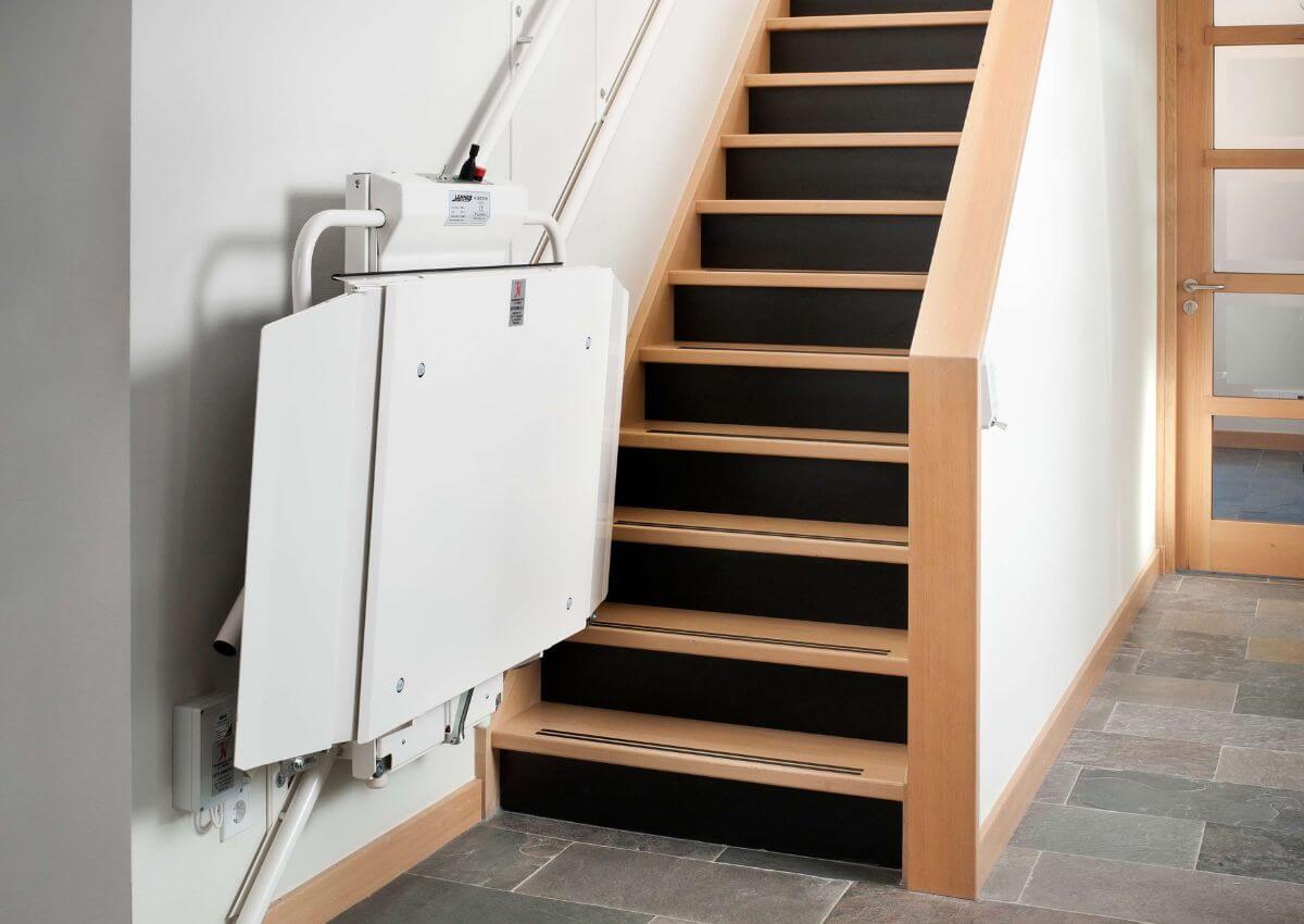 Detla Platform Wheelchair Stair Lift 4