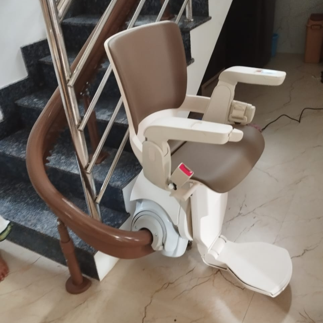 Otolift Air Smart - Curved Stair Lift